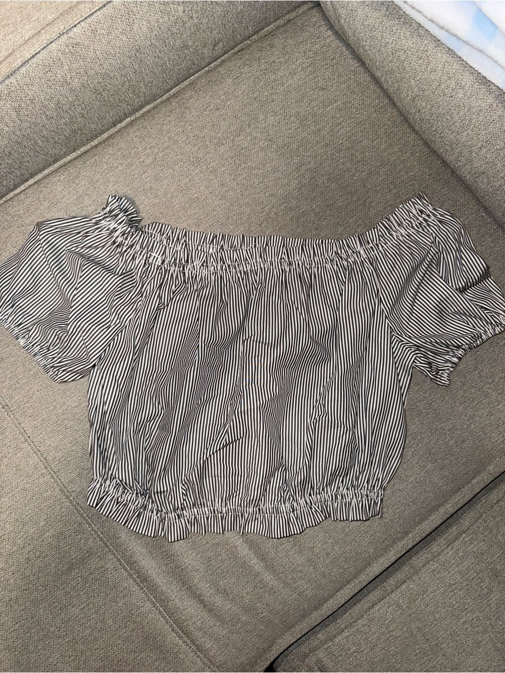 Off-Shoulder Crop Top